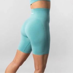 Alphalete Halo Biker Shorts